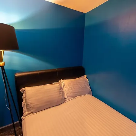 Sa Equipped 10 Mins From Centre And Next To Uob! Pensión Birmingam